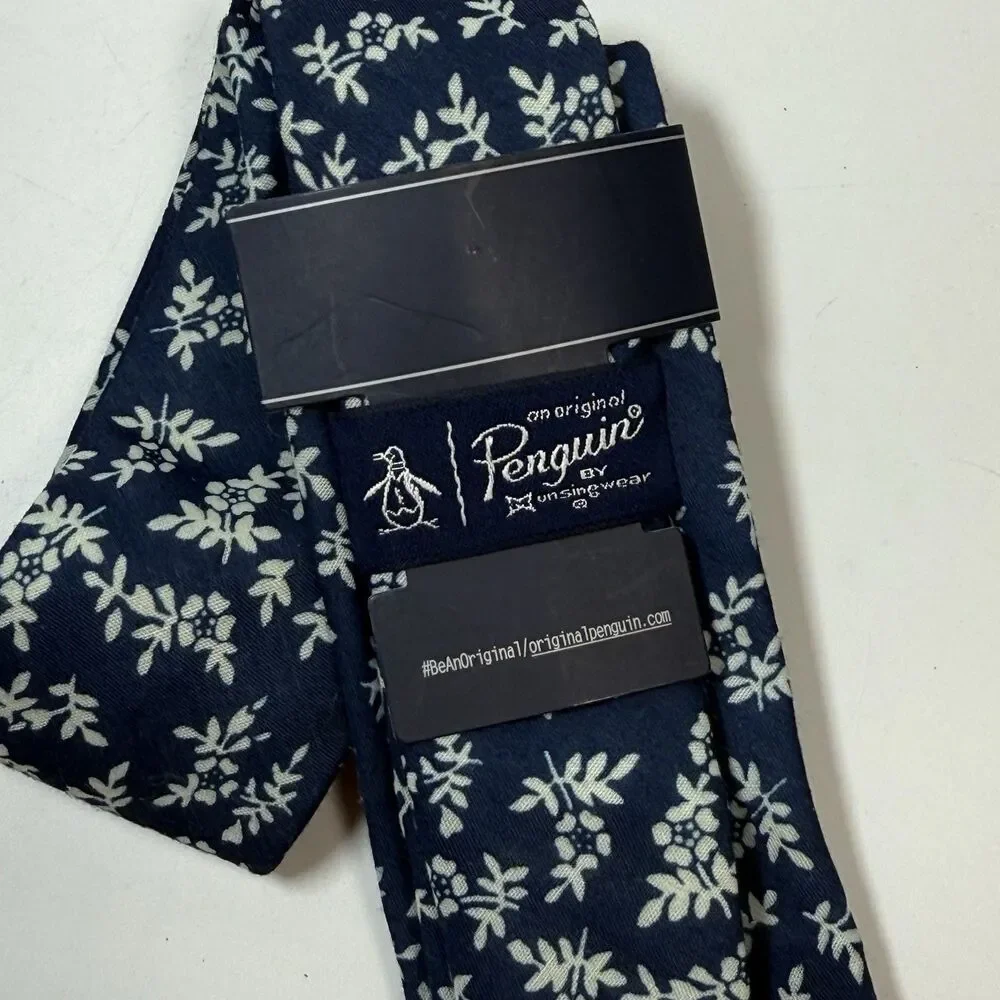 Original Penguin Polyester Cotton Blend Blue White Floral Skinny Neck Tie New